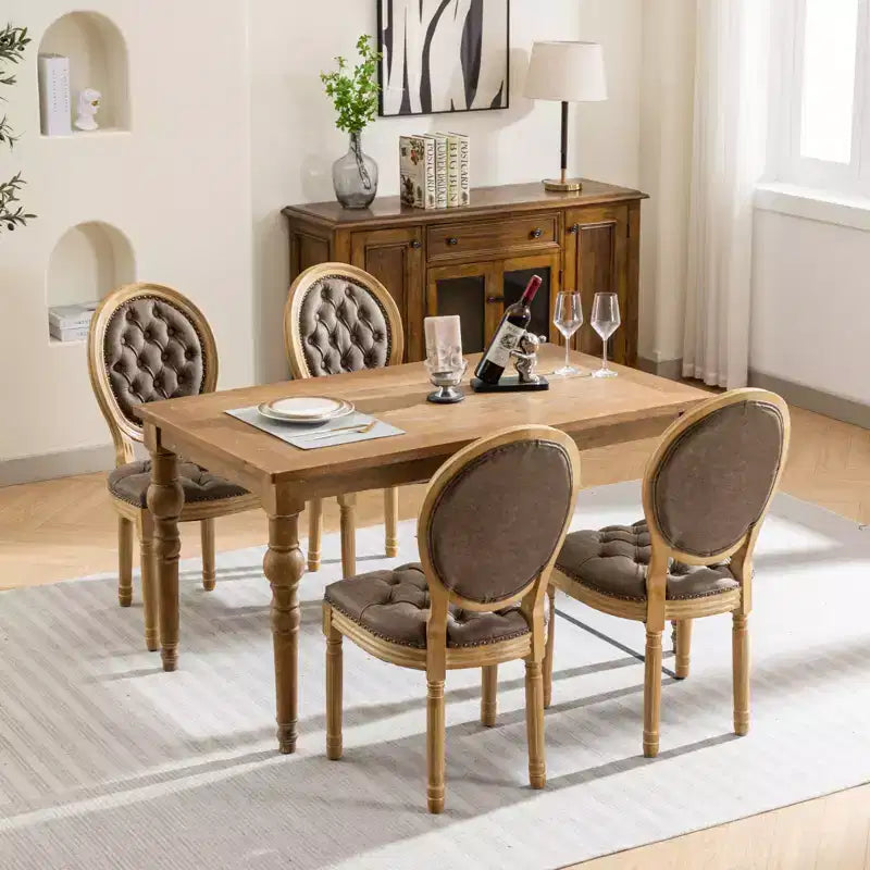 Chaises de salle à manger capitonnées de style français