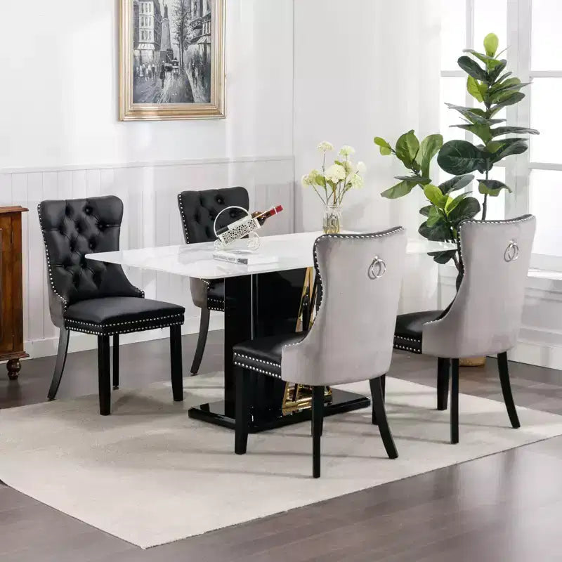 Chaises de salle à manger capitonnées et toniques