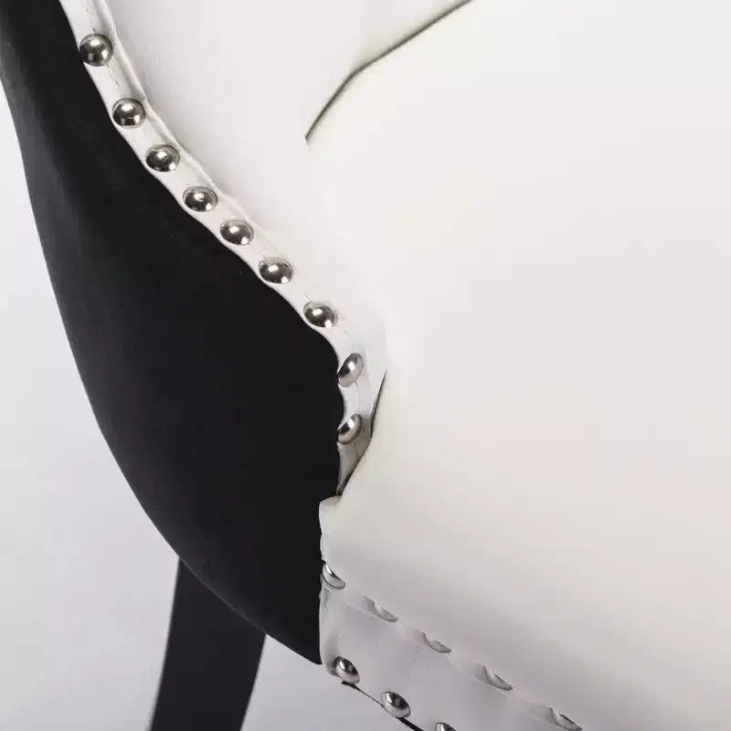 Chaises de salle à manger capitonnées et toniques