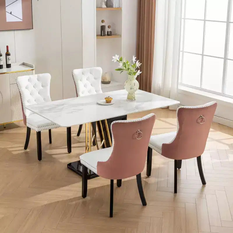 Chaises de salle à manger capitonnées et toniques