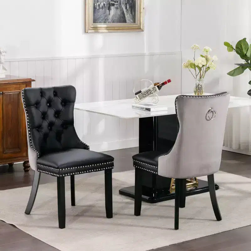 Chaises de salle à manger capitonnées et toniques