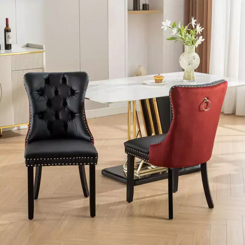 Chaises de salle à manger capitonnées et toniques