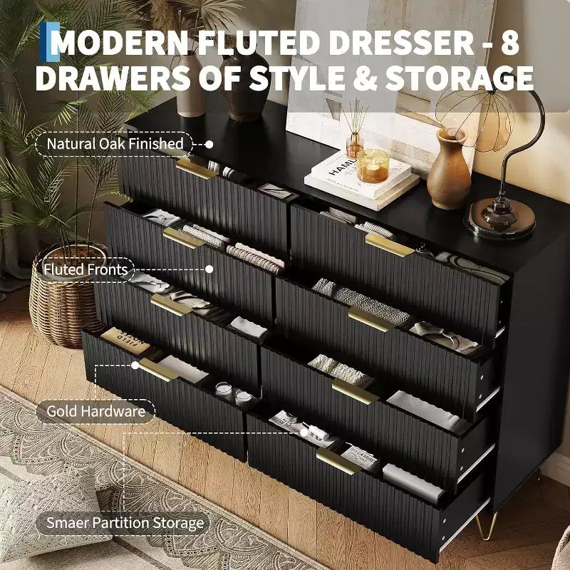 Commode moderne en bois avec poignées métalliques